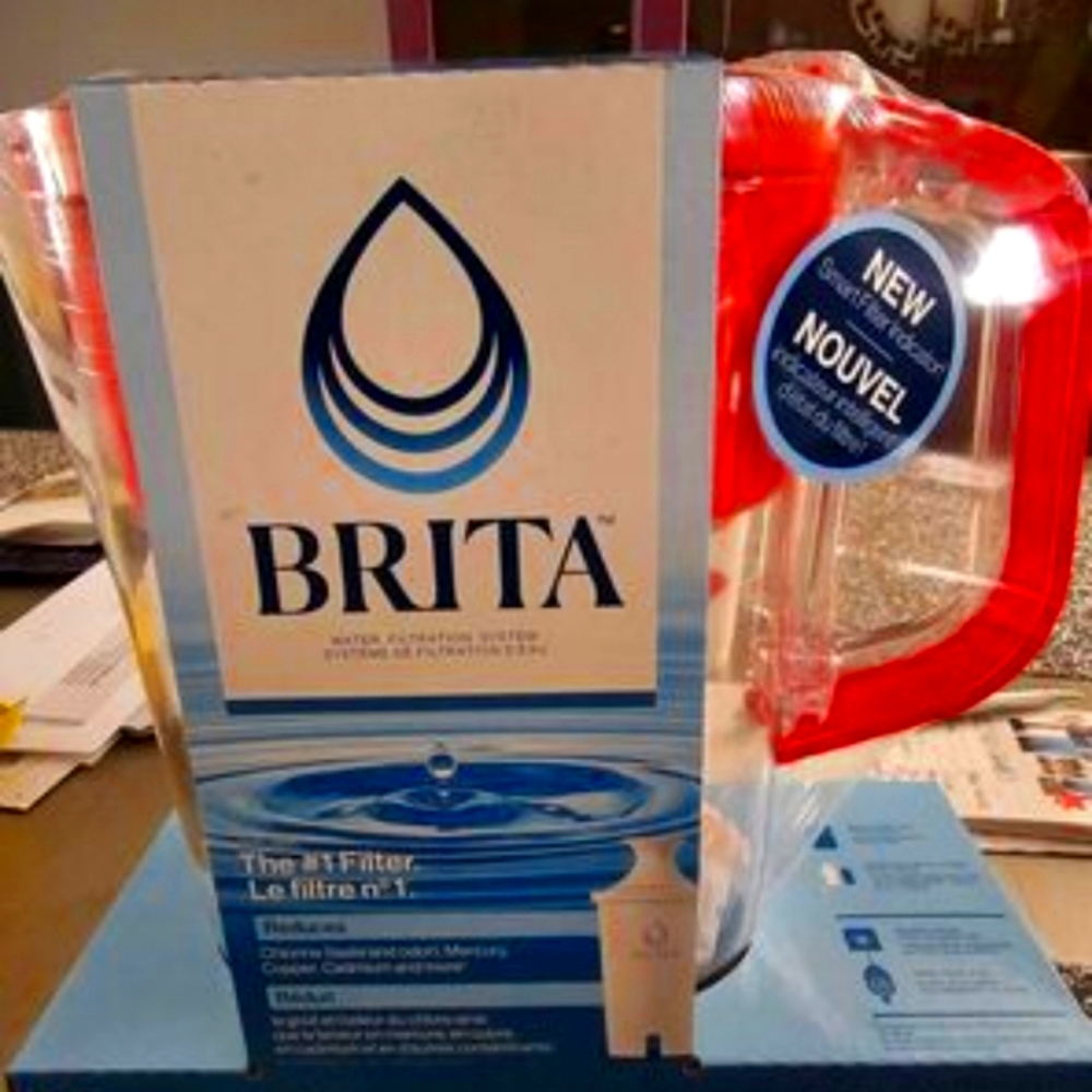 Brita Water Filter 6-Cup Denali Water Pitcher Dispenser/Standard Water Filter